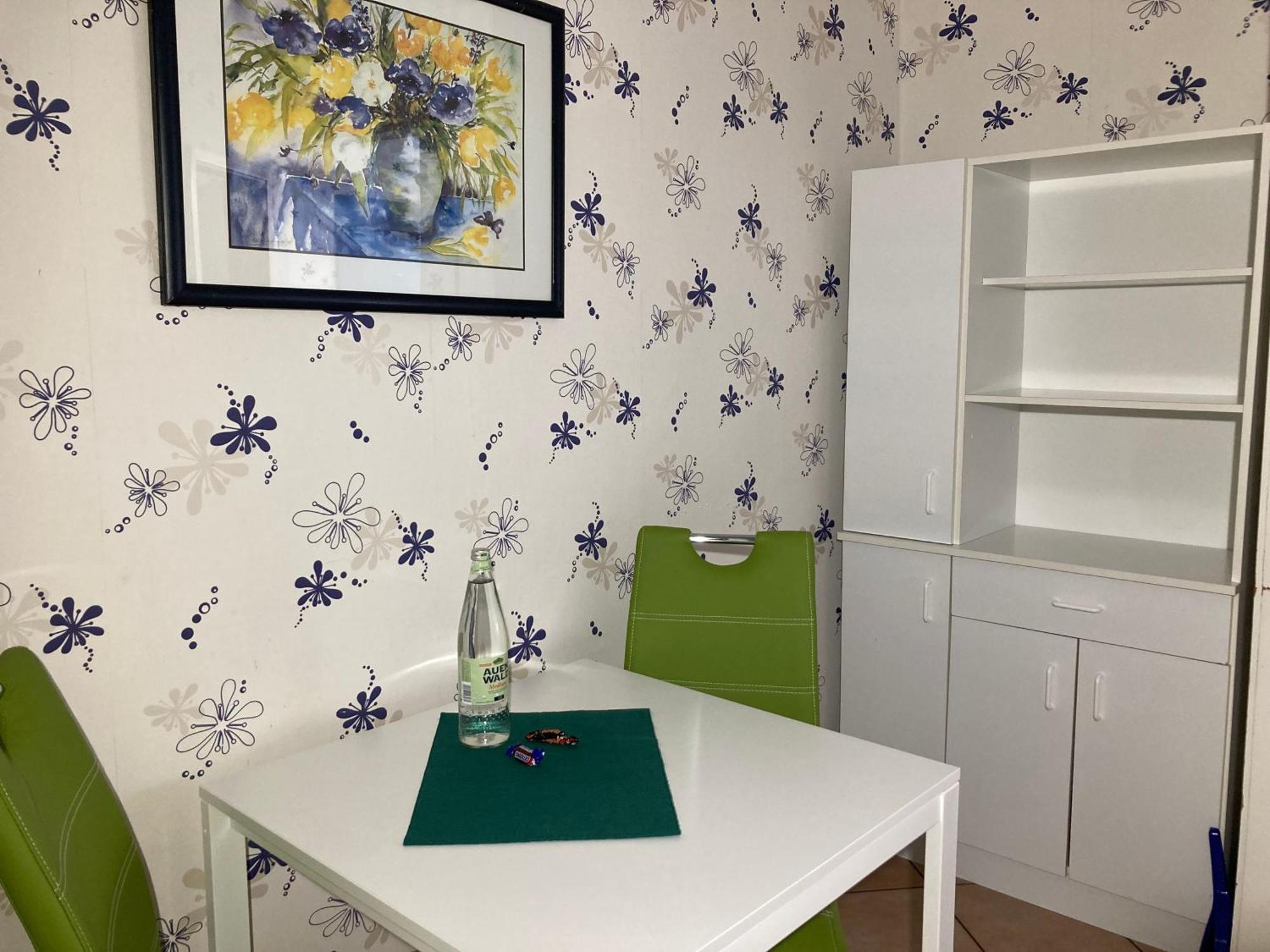 Haus Krabbe Apartments Mit Doppelbetten, Fuer 1-2 Personen, Hunde Kostenfrei Willkommen, Kostenfreier Parkplatz, Zwischen Bremerhaven Und Cuxhaven Gelegen Wremen Bagian luar foto