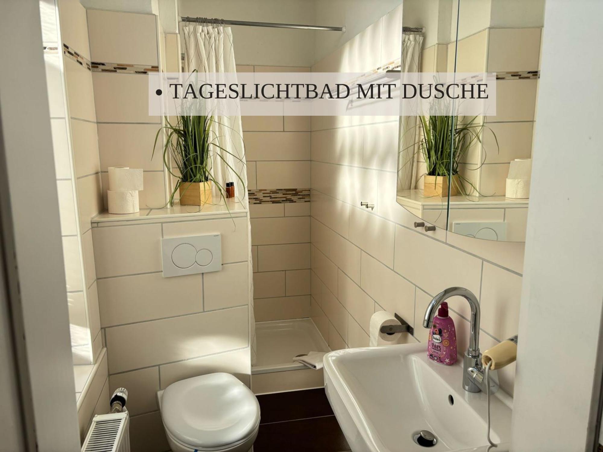 Haus Krabbe Apartments Mit Doppelbetten, Fuer 1-2 Personen, Hunde Kostenfrei Willkommen, Kostenfreier Parkplatz, Zwischen Bremerhaven Und Cuxhaven Gelegen Wremen Bagian luar foto